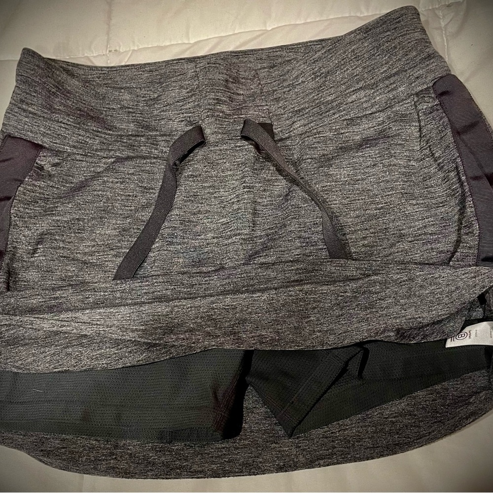 Athleta women’s tall metro downtown skort skirt, gray heathered black - Picture 3 of 6